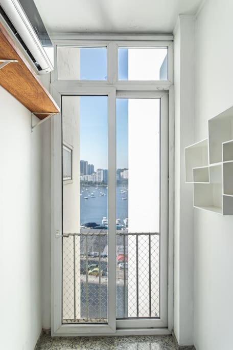 Apartamento Botafogo 2qts - Vista E Conforto *